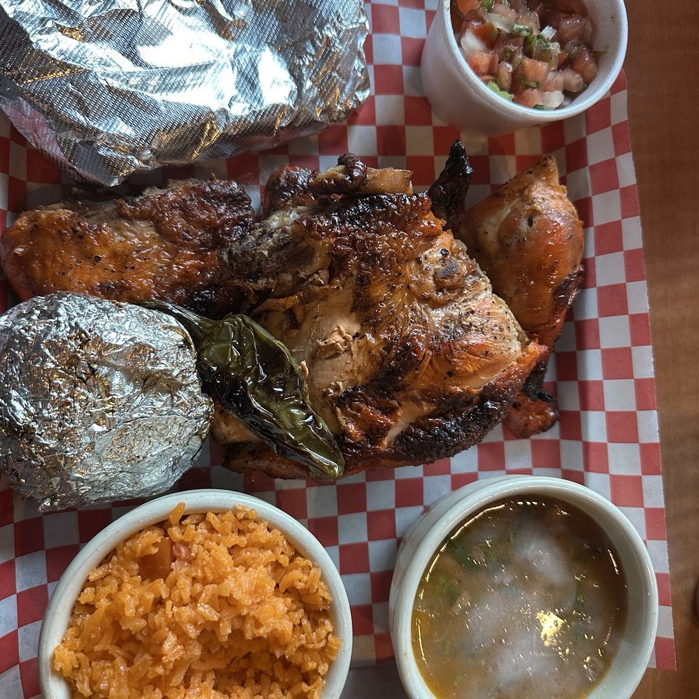 Pollos El Gallo - Half Chicken Dinner - Chicken Shop Near Me - La Vernia, Texas Pollos El Gallo - Half Chicken Dinner - Chicken Shop Near Me - La Vernia, Texas