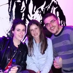 Long Play - Comparte con tus amigos tu experiencia Long Play.