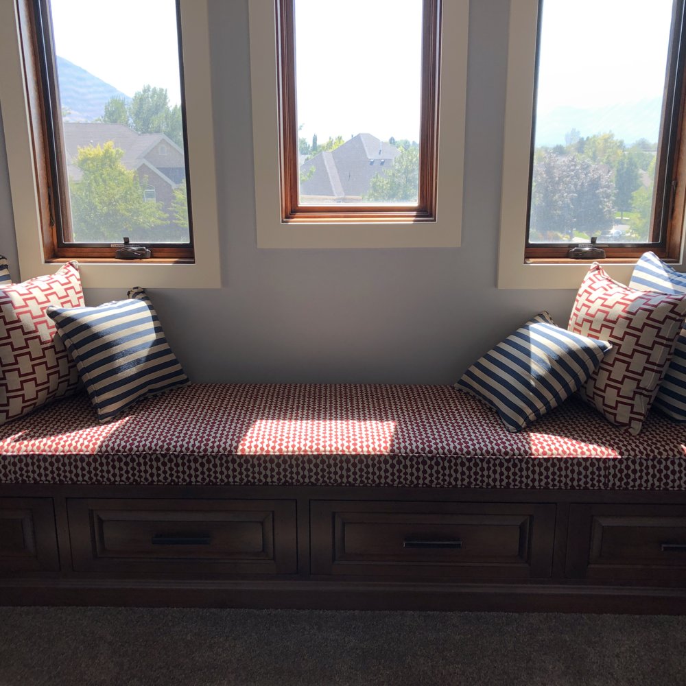 Red Fox Furnishings - Window seat with pillows - Furniture Stores Near Me - Provo, Utah Red Fox Furnishings - Window seat with pillows - Furniture Stores Near Me - Provo, Utah