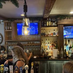 Brian's Landing Jamesville - Bar