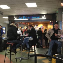 La Barentaise - This is the only place you can get a coffee or a bite to eat if you're taking the Eurostar ski train to Moutiers