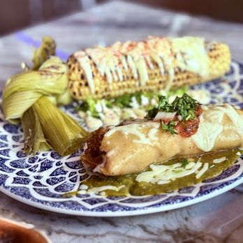 Caló Kitchen + Tequila - Cocktail Bars Near Me - Costa Mesa, California