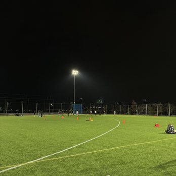 Gansevoort Peninsula Athletic Field - Soccer Near Me - New York, New York Gansevoort Peninsula Athletic Field - Soccer Near Me - New York, New York