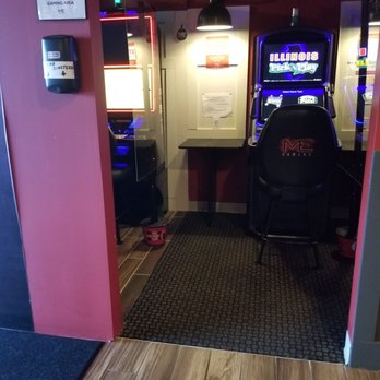 Lottie's Cafe - Cool little gaming area while you wait - Breakfast & Brunch Near Me - Collinsville, Illinois