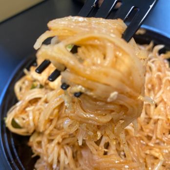 Lamoon Thai - Chicken Pad Thai - Thai Near Me - Silver Spring, Maryland