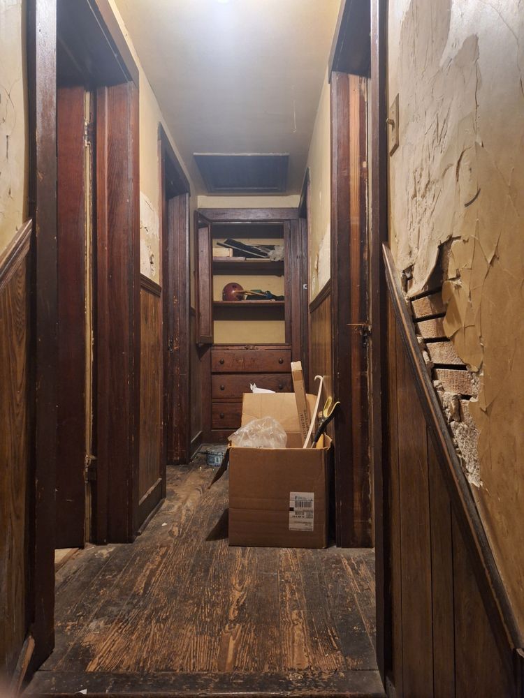 Taylor On Taylor - tree service in Fort Wayne, IN