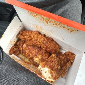The Crispy House - Nashville Tenders - Fast Food Near Me - Sacramento, California The Crispy House - Nashville Tenders - Fast Food Near Me - Sacramento, California