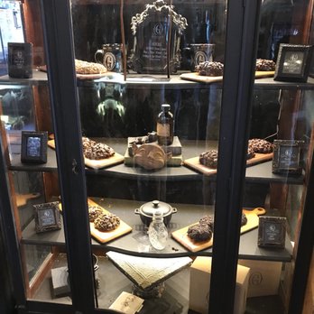 Gideon's Bakehouse - Bakeries Near Me - Orlando, Florida