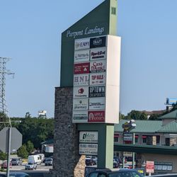 Pierpont Landings - Pierpont Landings shopping center, Morgantown