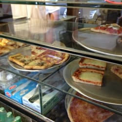 Napoli's Pizza & Catering - Great pizza. On Fridays shrimp pizza is out of this world