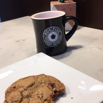 For Five Coffee Roasters - Gluten free chocolate chip cookie - Coffee Roasteries Near Me - Manhasset, New York For Five Coffee Roasters - Gluten free chocolate chip cookie - Coffee Roasteries Near Me - Manhasset, New York