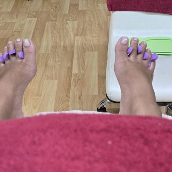 Miore Nails & Spa - Moon gave a great pedicure with a nice massage - Nail Salons Near Me - San Diego, California