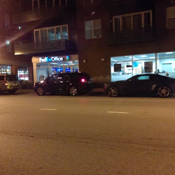 FedEx Office Print & Ship Center - Printing Services Near Me - Chicago, Illinois