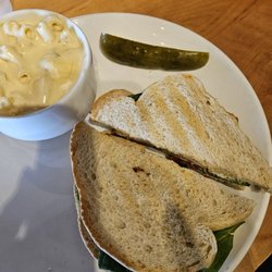 21st In Germantown  - Gouda Mac and Cheese. Gobblin Goat Sandwich