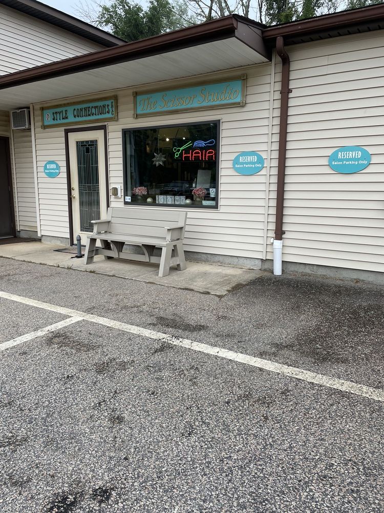 THE SCISSOR STUDIO Updated June 2024 65 Ledward Ave, Westerly