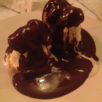 Le Dauphin - Profiteroles - Soup Near Me - Paris, 75 Le Dauphin - Profiteroles - Soup Near Me - Paris, 75