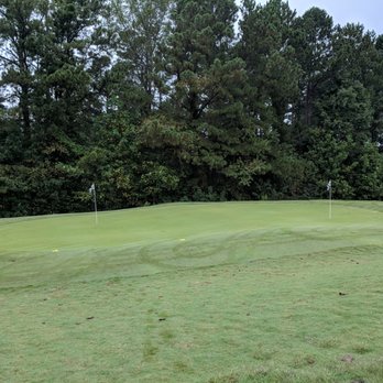Lanier Islands Legacy Golf Course - Practice chipping and bunker shot green. - Golf Near Me - Buford, Georgia