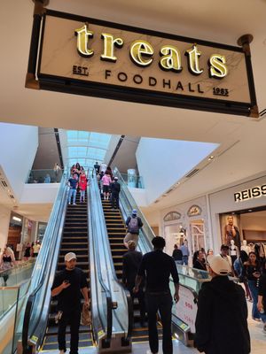 Treats Food Hall by null