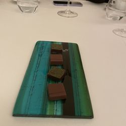 Post dessert chocolate