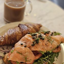 Blue Kale Cafe & Lounge