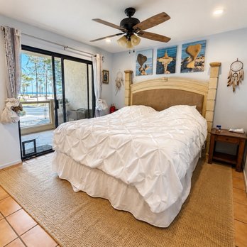Puentes Carpet Cleaning - Area rug carpet cleaned and stains removed! - Carpet Cleaning Near Me - Oxnard, California Puentes Carpet Cleaning - Area rug carpet cleaned and stains removed! - Carpet Cleaning Near Me - Oxnard, California