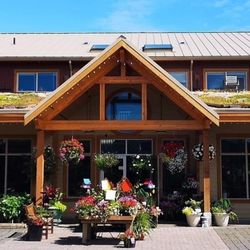 Deluxe Landscaping - Photo