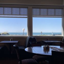 Foxy's Restaurant - Great view of the Coast @ Foxy's.