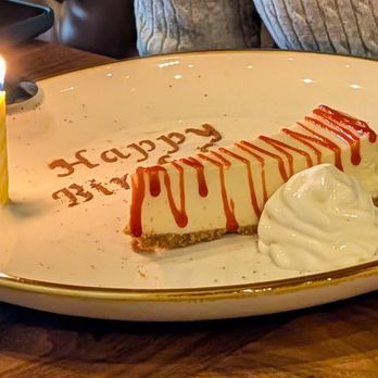 Saltyard - Birthday Cheesecake - New American Near Me - Burlingame, California