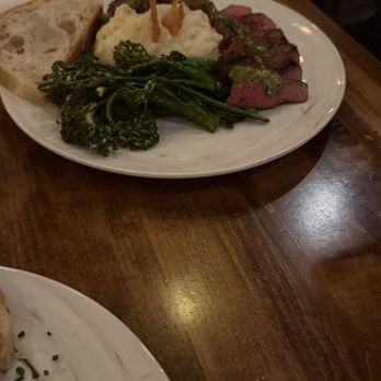 SELECT Restaurant - Greer - Uptown Steak - Wine Bars Near Me - Greer, South Carolina
