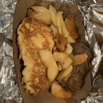The Inn At Gothic Eves - Amazing breakfast soufflé with apples and fresh sausage! - Hotels Near Me - Trumansburg, New York The Inn At Gothic Eves - Amazing breakfast soufflé with apples and fresh sausage! - Hotels Near Me - Trumansburg, New York