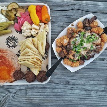 Commonhouse Aleworks - Boiled Peanut Hummus platter and Brisket Totchos - Breweries Near Me - North Charleston, South Carolina