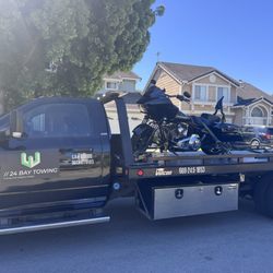 24 Bay Towing - Harley Davidson motorcycle Tow