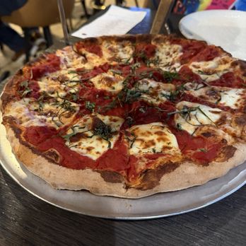 Licari's Sicilian Pizza Kitchen - Margherita pizza - Italian Near Me - Grand Rapids, Michigan Licari's Sicilian Pizza Kitchen - Margherita pizza - Italian Near Me - Grand Rapids, Michigan