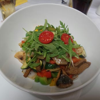 Hotel-Restaurant Schweinberger - Vegane Gemüsepfanne - Austrian Near Me - Stetten, 3 Hotel-Restaurant Schweinberger - Vegane Gemüsepfanne - Austrian Near Me - Stetten, 3