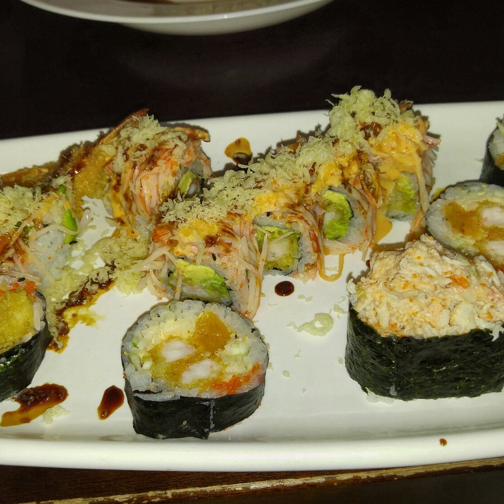 Aozora - Sexy girl roll dynamit roll and crab meat sushi. - Japanese Near Me - Montclair, New Jersey Aozora - Sexy girl roll dynamit roll and crab meat sushi. - Japanese Near Me - Montclair, New Jersey