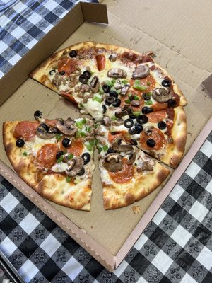 Yellowstone Pizza Company by null