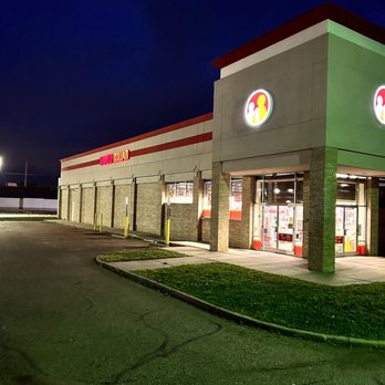 Family Dollar - Exterior - Department Stores Near Me - Canton, Ohio