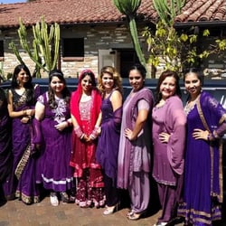 San Diego Limo Transfer - Beautiful wedding party