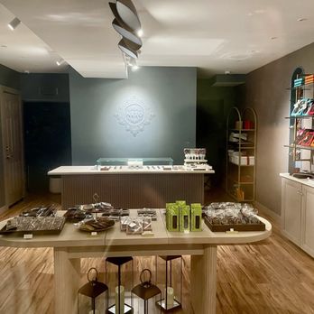 NETO Chocolatier - Chocolatiers & Shops Near Me - New York, New York NETO Chocolatier - Chocolatiers & Shops Near Me - New York, New York
