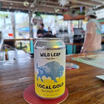 North Beach Bar and Grill - Seafood Near Me - Tybee Island, Georgia