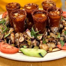 Las Islas Mexican Seafood - "Balasos botaneros islas"