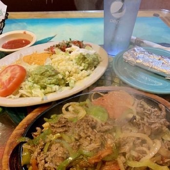 El Picante Authentic Mexican Cuisine - Lunch steak fajitas - Mexican Near Me - Maineville, Ohio El Picante Authentic Mexican Cuisine - Lunch steak fajitas - Mexican Near Me - Maineville, Ohio