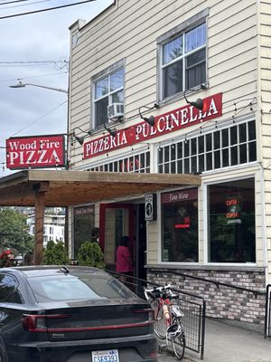 Pizzeria Pulcinella by null