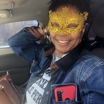 Kiara Taylor - Masked Massages - Full Body masked client leaving happy and more relaxed than ever - Skin Care Near Me Kiara Taylor - Masked Massages - Full Body masked client leaving happy and more relaxed than ever - Skin Care Near Me