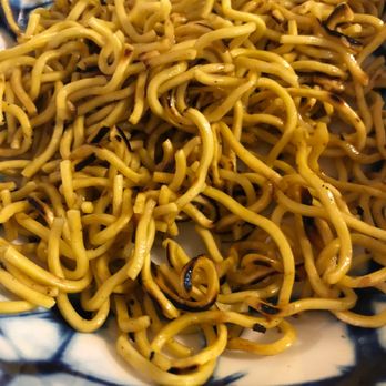 Jade Pacifica - pan fried garlic noodles, burnt!! - Chinese Near Me - Lynn, Massachusetts