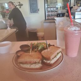 Their Specialty Tuna Sandwich served on Wheat Toast and a Garden Salad, paired with a Fresh Strawberry and Banana Smoothie!!!