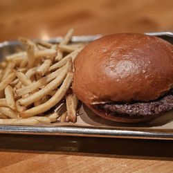 Hopdoddy Burger Bar - Kids meal