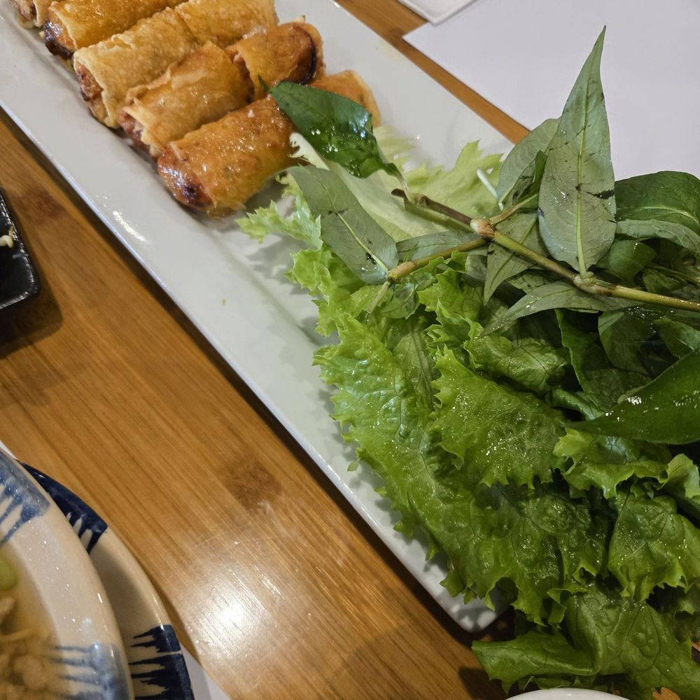 Truong Thanh Restaurant - Fresh fried Spring rolls lettuce and fish sauce is a Must! - Vietnamese Near Me - Milpitas, California Truong Thanh Restaurant - Fresh fried Spring rolls lettuce and fish sauce is a Must! - Vietnamese Near Me - Milpitas, California
