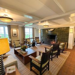 Weekapaug Inn