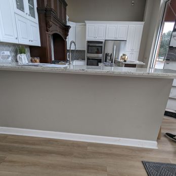 Elite Kitchen & Bath - Model kitchen - Kitchen & Bath Near Me - Round Rock, Texas